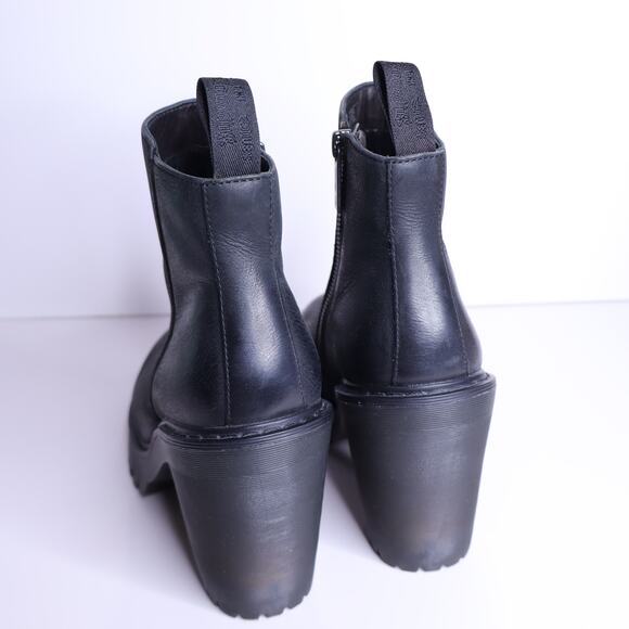 DR. MARTENS Magdalena Leather Heeled Ankle Boot Black Women's 8 - Picture 5 of 13